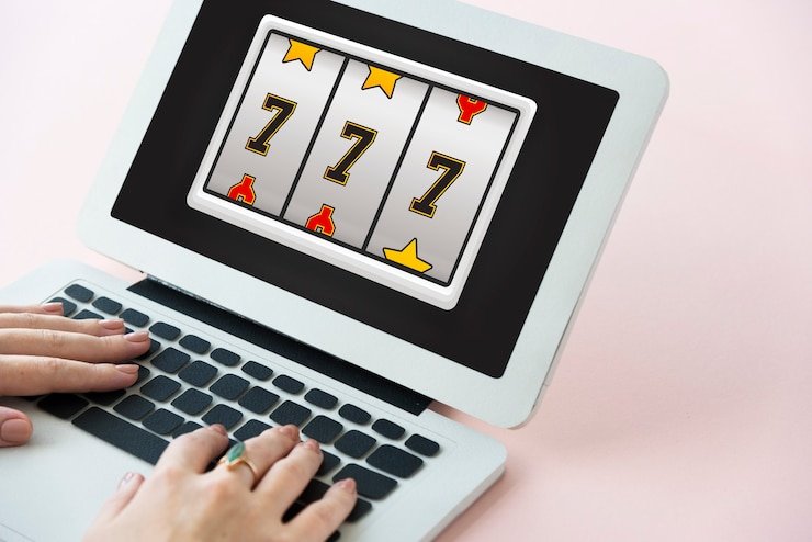 Antarmuka aplikasi mobile mantul88 menampilkan tabel live dealer roulette dengan desain responsif